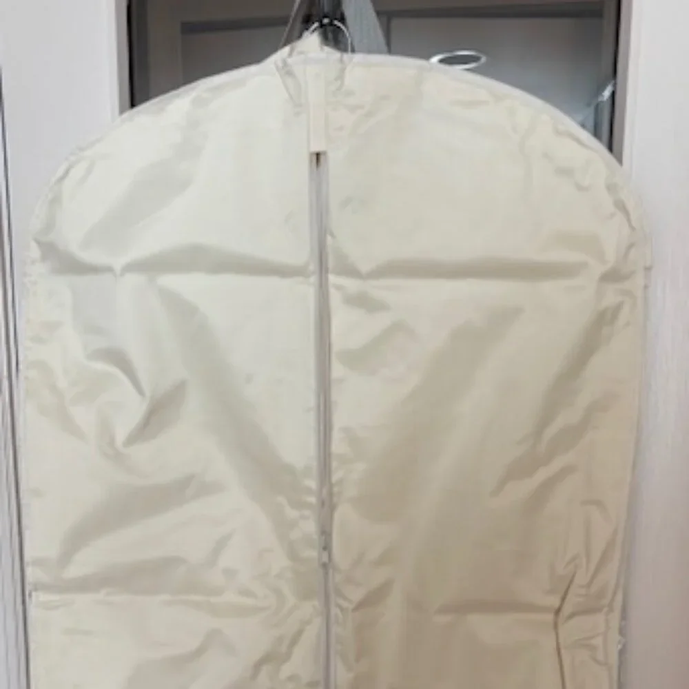 Giorgio Armani, Garment bag, 42x24